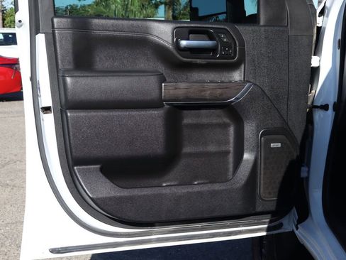 Used 2021 Chevrolet Silverado 2500 LTZ w/ LTZ Convenience Package image 15