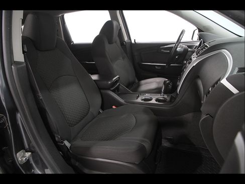 Used 2012 Chevrolet Traverse LT AWD/4WD image 12