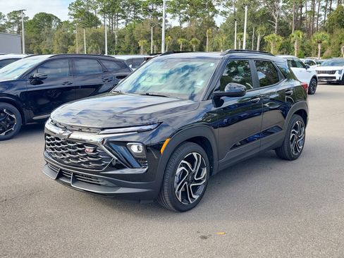 Used 2026 Chevrolet TrailBlazer RS w/ Convenience Package image 3