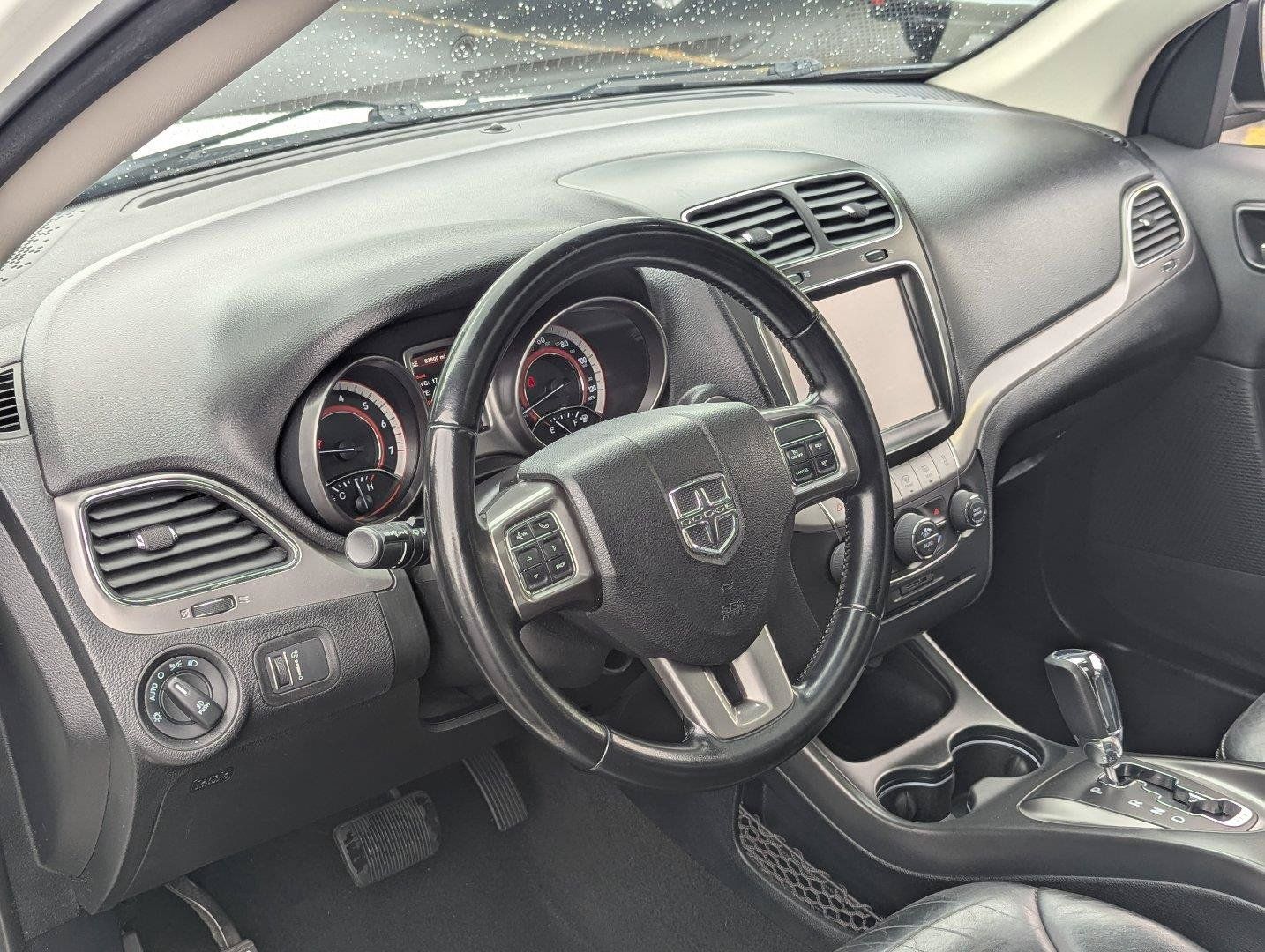 Used 2020 Dodge Journey Crossroad FWD image 12