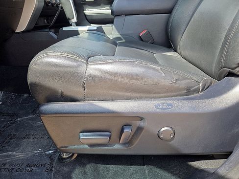 Used 2014 Toyota Tundra SR5 w/ SR5 Upgrade Package RWD image 21