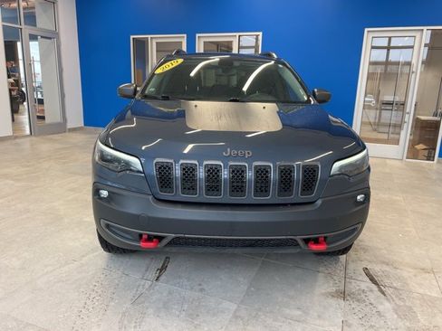 Used 2019 Jeep Cherokee Trailhawk w/ Cold Weather Group image 2