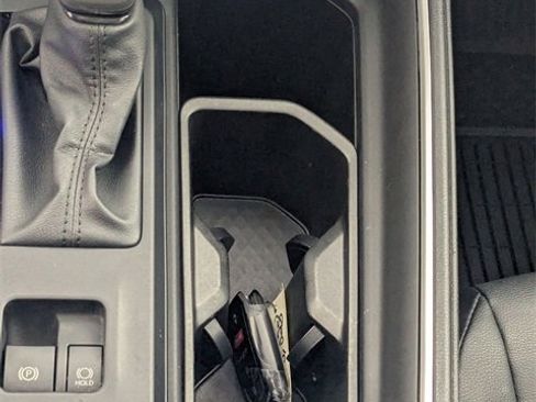 Used 2024 Toyota Grand Highlander XLE image 22