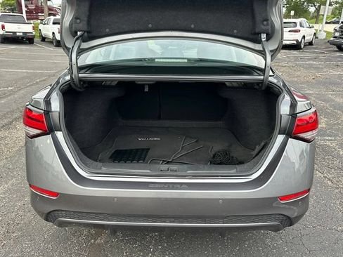 Used 2021 Nissan Sentra SV w/ Trunk Package FWD image 14