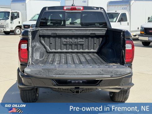 Used 2025 GMC Canyon Denali AWD/4WD image 5
