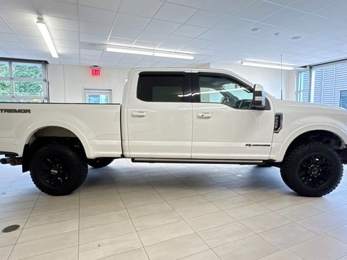 Certified 2021 Ford F350 Lariat w/ Tremor Off-Road Package image 3