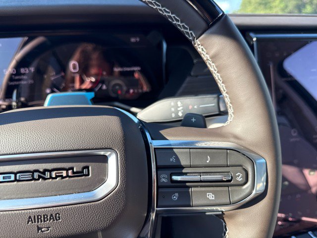 New 2027 GMC Acadia Denali FWD image 33