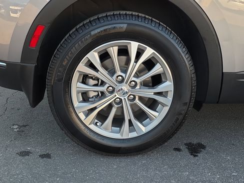 Used 2022 Buick Envision Preferred image 10