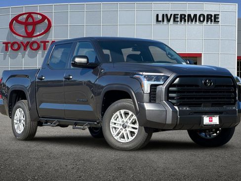 New 2026 Toyota Tundra SR5 image 2