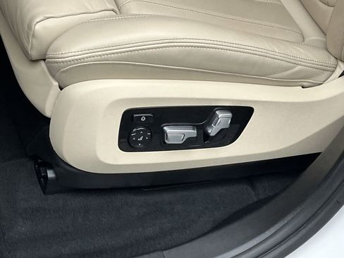 Used 2021 BMW X5 xDrive40i w/ Premium Package 2 image 11