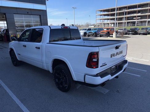 New 2026 RAM 1500 Big Horn AWD/4WD image 3