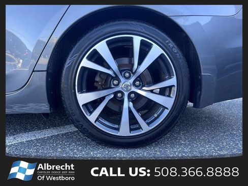 Used 2017 Nissan Maxima 3.5 SL FWD image 33