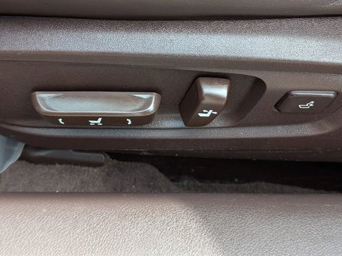 Used 2016 Lexus ES 350 w/ Accessory Package 2 FWD image 17