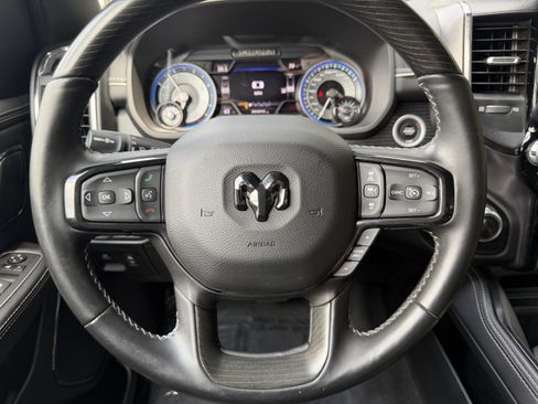 Used 2022 RAM 1500 Limited AWD/4WD image 43