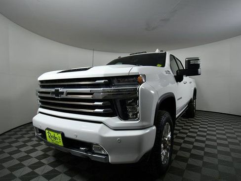 Used 2022 Chevrolet Silverado 3500 High Country w/ Technology Package image 6