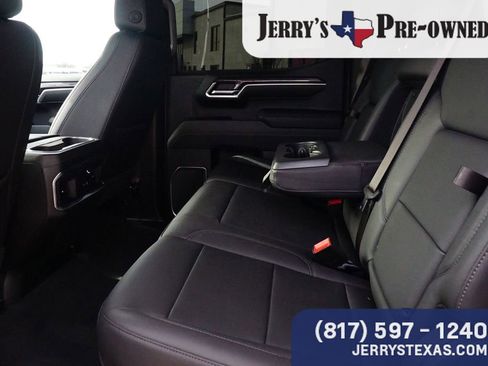 Used 2025 Chevrolet Silverado 1500 LTZ image 20