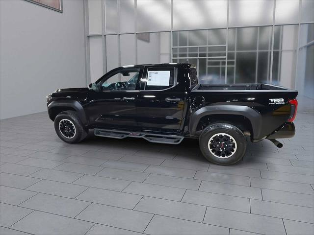 Certified 2025 Toyota Tacoma TRD Off-Road w/ TRD Off Road Upgrade Package AWD/4WD image 6