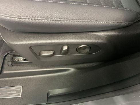 Used 2025 GMC Hummer EV 3X AWD/4WD image 12