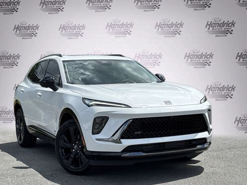 New 2025 Buick Envision Sport Touring image 2