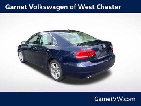 Used 2015 Volkswagen Passat TDI SE FWD image 3