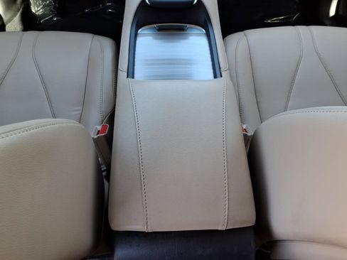 Used 2019 Acura RDX image 27