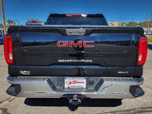 Used 2024 GMC Sierra 1500 SLT AWD/4WD image 13
