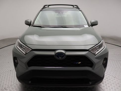 Certified 2021 Toyota RAV4 XLE Premium AWD/4WD image 5