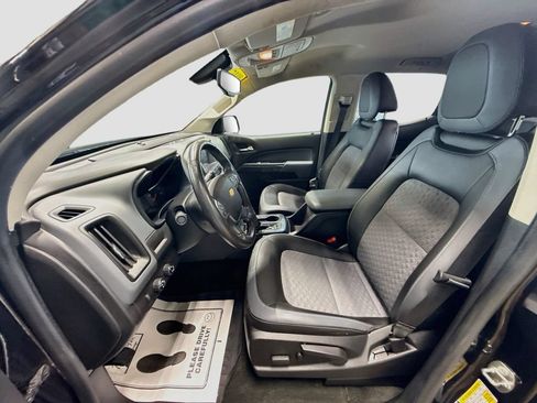Used 2015 Chevrolet Colorado Z71 AWD/4WD image 20