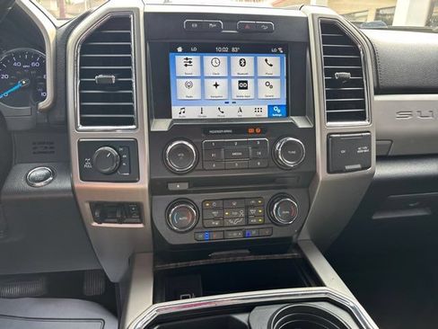 Used 2018 Ford F250 Lariat w/ Lariat Ultimate Package AWD/4WD image 29