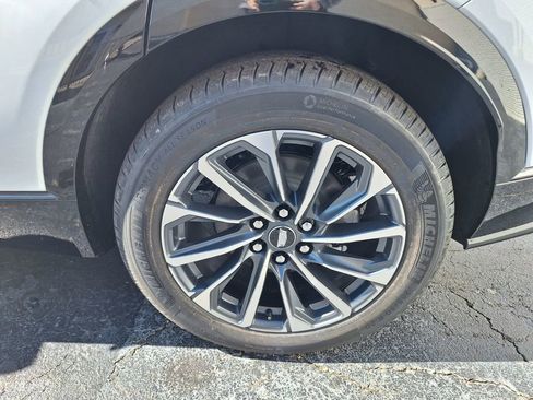 New 2026 Cadillac Lyriq Sport image 23