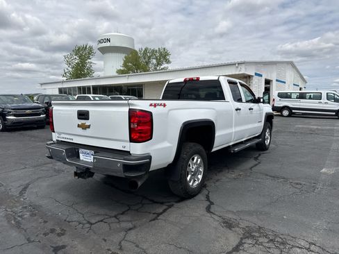 Used 2015 Chevrolet Silverado 2500 LT w/ LT Convenience Package AWD/4WD image 3