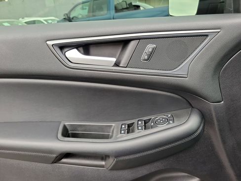 Certified 2021 Ford Edge SE FWD image 20