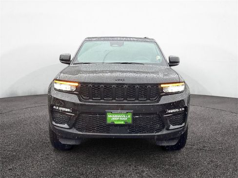 New 2025 Jeep Grand Cherokee Limited w/ Trailer Tow Package image 8