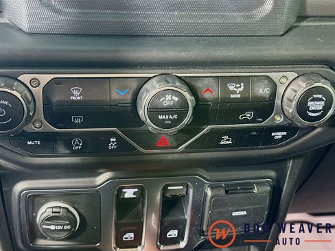 Used 2023 Jeep Wrangler Sport S image 16