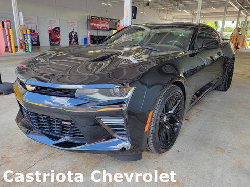Certified 2017 Chevrolet Camaro SS RWD image 1