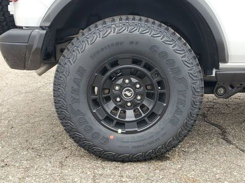 New 2026 Ford Bronco Big Bend w/ Black Diamond Package image 5