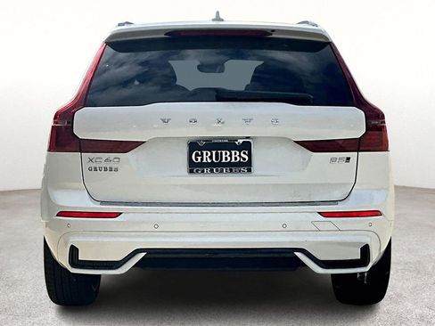 New 2026 Volvo XC60 B5 Ultra w/ Protection Package Premier image 7
