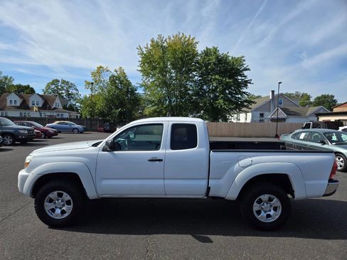 Used 2007 Toyota Tacoma PreRunner image 9