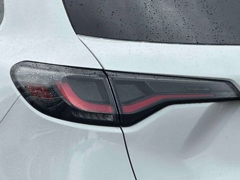 Used 2026 Honda HR-V LX image 8