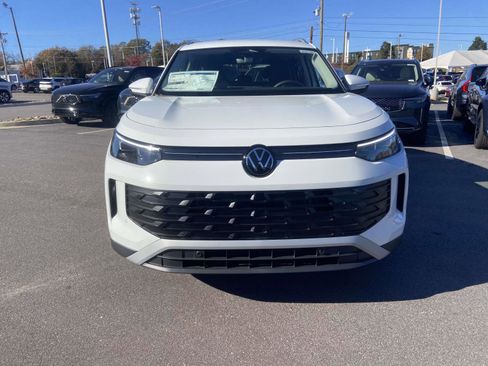 New 2026 Volkswagen Tiguan S FWD image 2