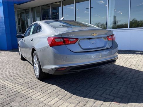 Used 2024 Chevrolet Malibu LT FWD image 3