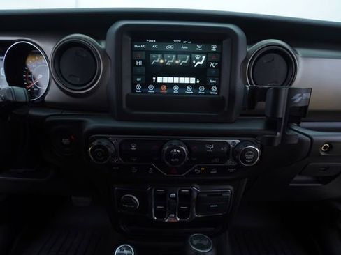 Used 2021 Jeep Wrangler Unlimited Sport S image 29