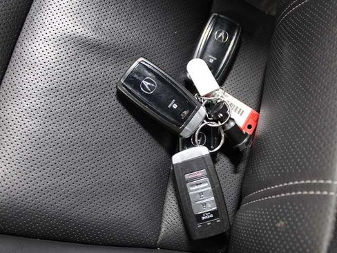 Used 2019 Acura TLX w/ Technology Package FWD image 19