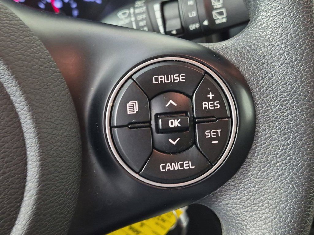 Used 2021 Kia Soul S FWD image 19