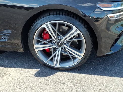 Used 2025 Genesis G70 3.3T Advanced RWD image 8
