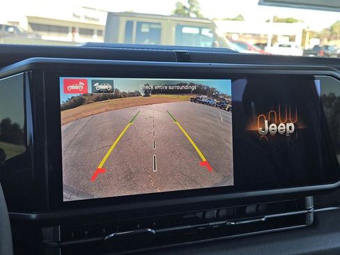 New 2026 Jeep Wrangler Unlimited Sahara image 22