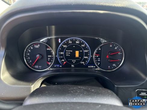 Used 2023 GMC Acadia AT4 w/ Technology Package image 16