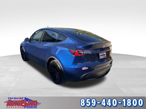Used 2021 Tesla Model Y Long Range image 3