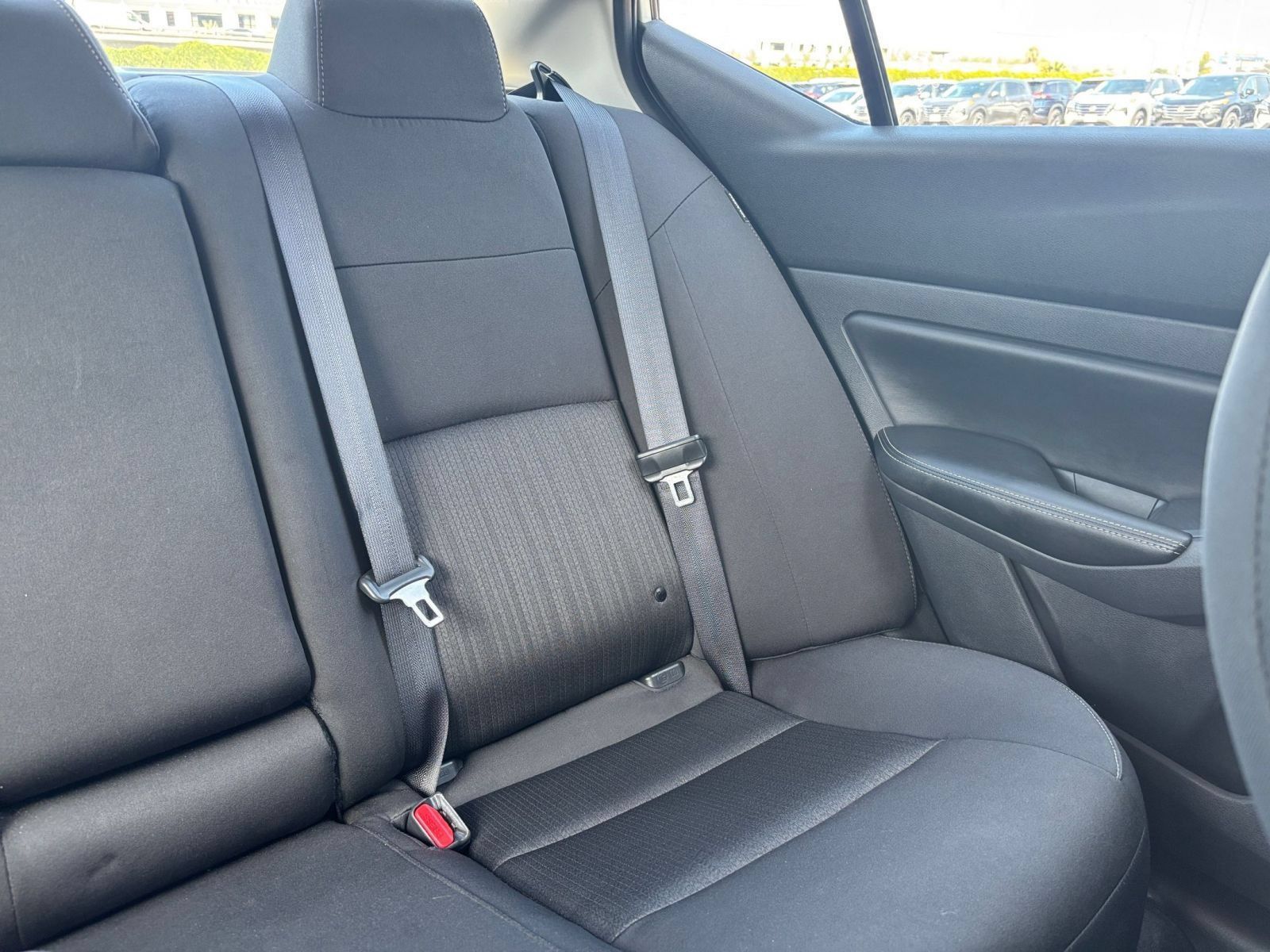 Used 2025 Nissan Altima 2.5 SV FWD image 36