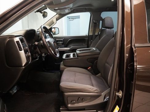 Used 2018 Chevrolet Silverado 1500 LT w/ All Star Edition image 5